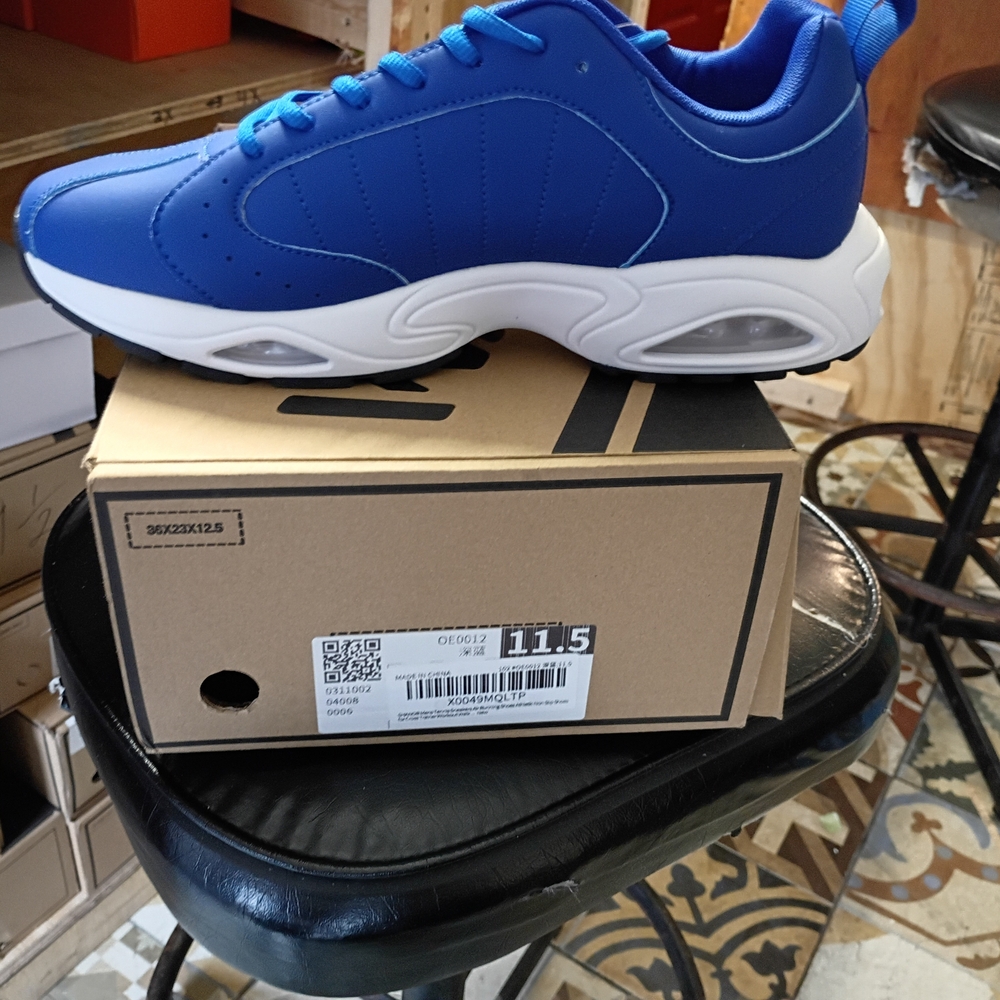Men's Blue Athletic Shoes